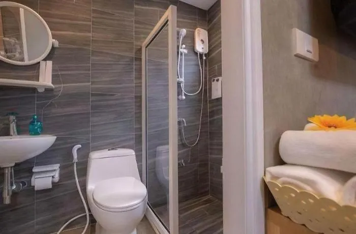 Hoppers Place Donmuang Hostel Bangkok