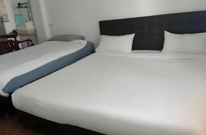 Hostel Hoppers Place Donmuang Bangkok