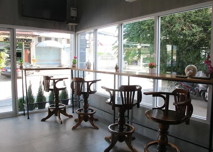 Hoppers Place Donmuang Hostel Bangkok